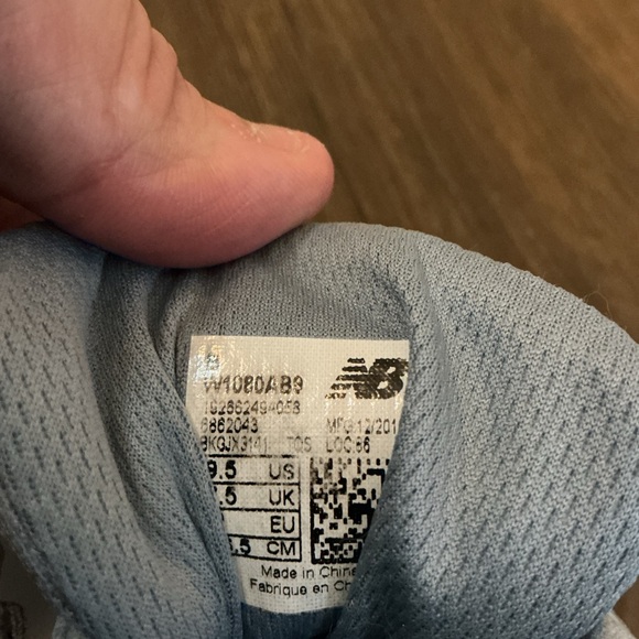 New Balance Fresh Foam 1080 v9 Running Shoes | Women’s 9.5 | Light Blue - Picture 12 of 14